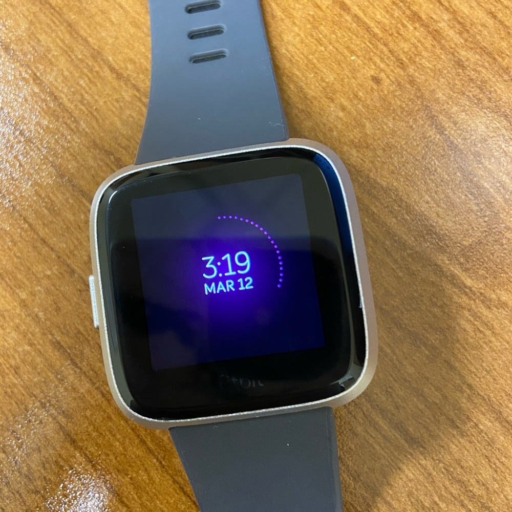 Fitbit versa lite